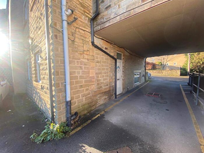 1 Bedroom Flat To Rent In Elizabeth Street, Elland, HX5
