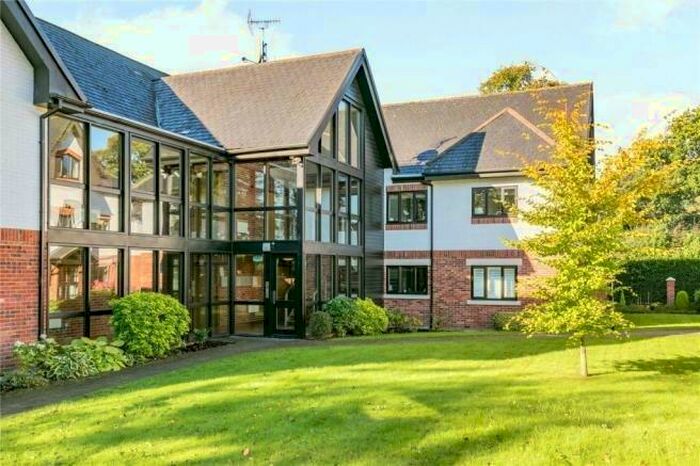 2 Bedroom Apartment To Rent In Hunters Close, Wilmslow, Cheshire, SK9
