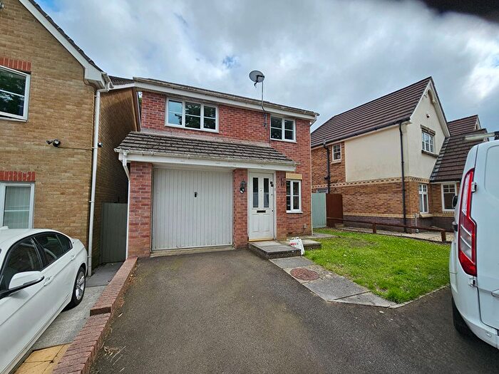 3 Bedroom Detached House To Rent In Llys Llwyfen, Swansea, SA7