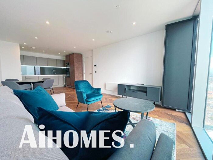 2 Bedroom Apartment To Rent In Deansgate Square, Owen Street, M15
