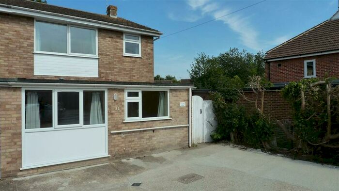 6 Bedroom Property To Rent In St Michaels Road, Canterbury, CT2