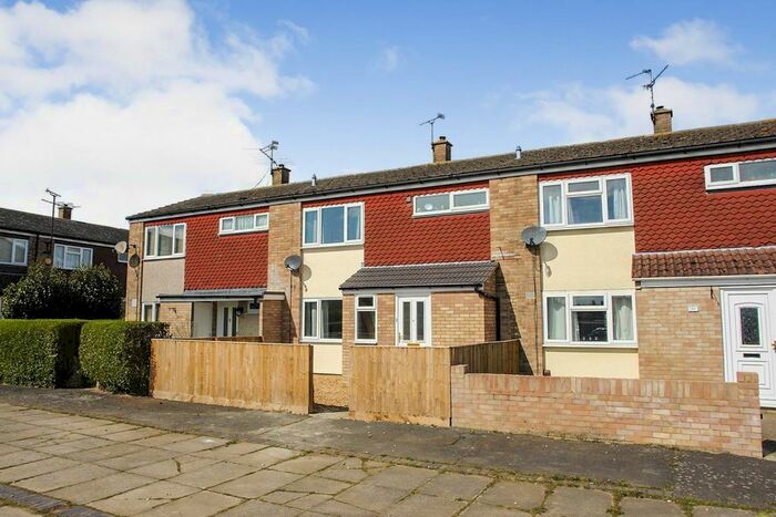 3 Bedroom Terraced House To Rent In Grenville Green, Aylesbury, HP21