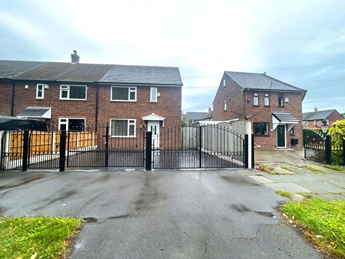 4 Bedroom Terraced House For Sale In Sledmoor Road, Wythenshawe, Manchester, M23