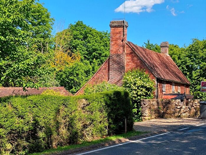 4 Bedroom Detached House For Sale In Cat Street, Upper Hartfield, TN7