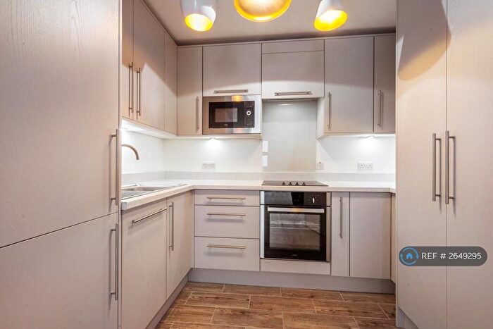 1 Bedroom Flat To Rent In West House, Haslemere, GU27