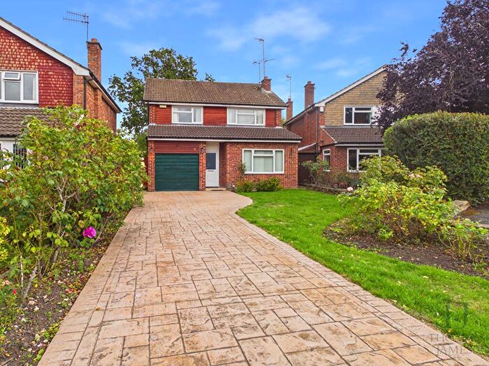 4 Bedroom Detached House For Sale In Chartwell Avenue, Ruddington, NG11