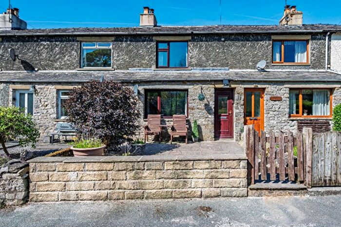 2 Bedroom Terraced House For Sale In Overlands, Horton In Ribblesdale, BD24