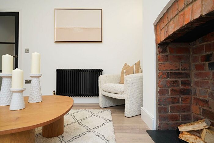 3 Bedroom Terraced House For Sale In Tyzack Road, Sheffield, S8