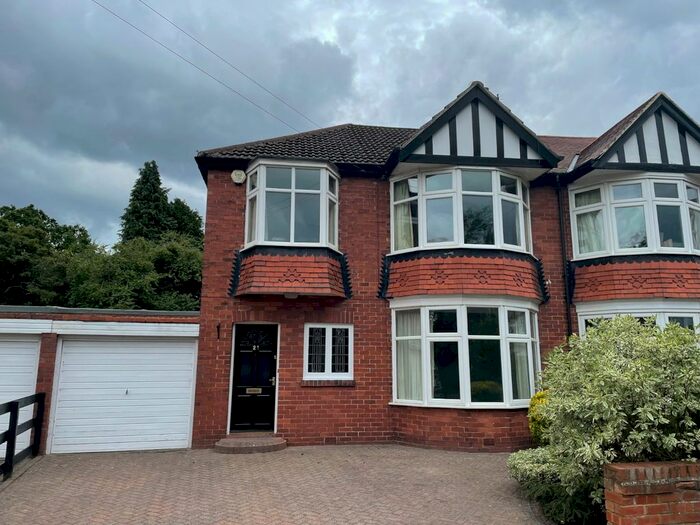 3 Bedroom Semi-Detached House To Rent In Polwarth Crescent, Newcastle Upon Tyne, NE3