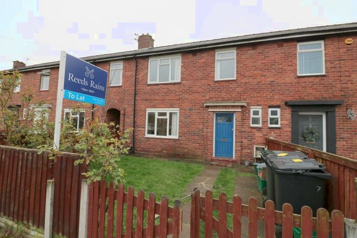 4 Bedroom Terraced House To Rent In Clifton Gardens, Ellesmere Port, CH65