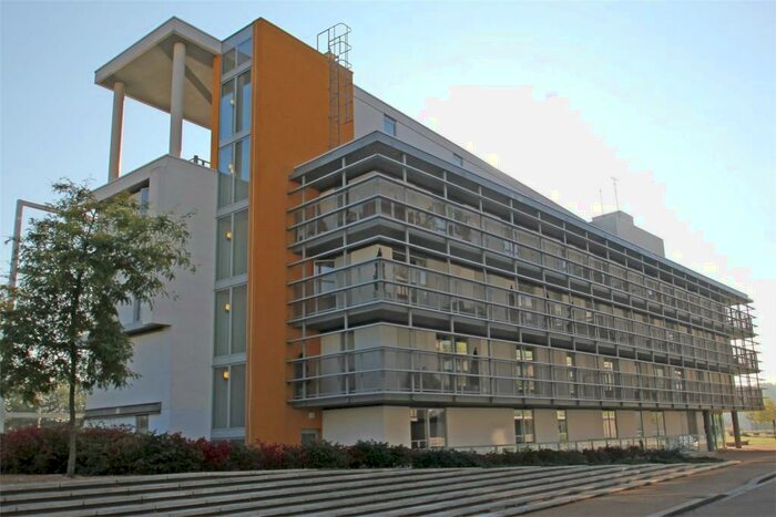 2 Bedroom Apartment To Rent In Fyfe House, New River Village, Hornsey, N8