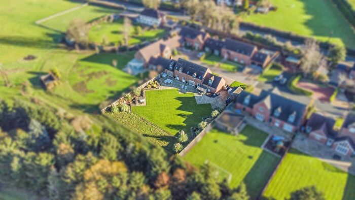 5 Bedroom Detached House For Sale In Derry Court, Shenstone Wood End, Lichfield, WS14