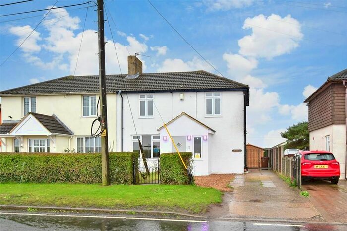 3 Bedroom Semi-Detached House For Sale In St. Mary's Cottages, St Mary Hoo, Rochester, Kent, ME3