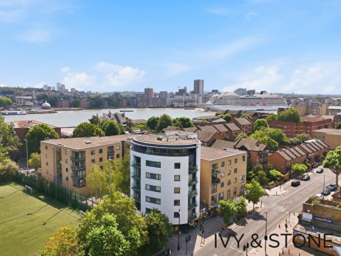 1 Bedroom Flat For Sale In Douglas Path, London, Greater London, E14