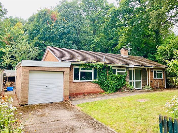 3 Bedroom Detached Bungalow To Rent In Gorsley, Ross-On-Wye, HR9