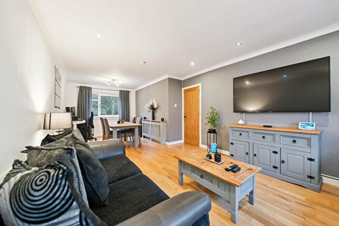 3 Bedroom Flat For Sale In Tantallon Road, Flat /, Shawlands, Glasgow, G41