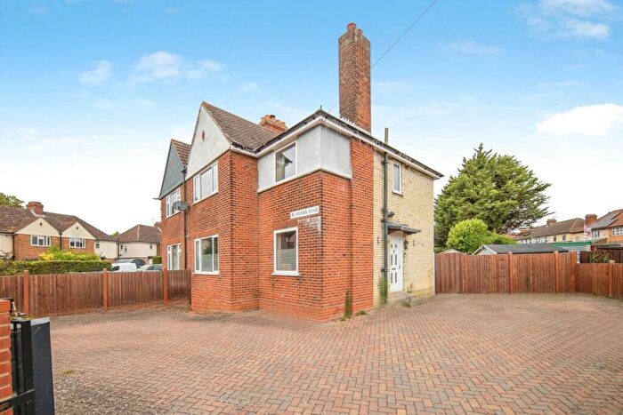 3 Bedroom Semi-Detached House For Sale In Spenser Road, Ipswich, Suffolk, IP1
