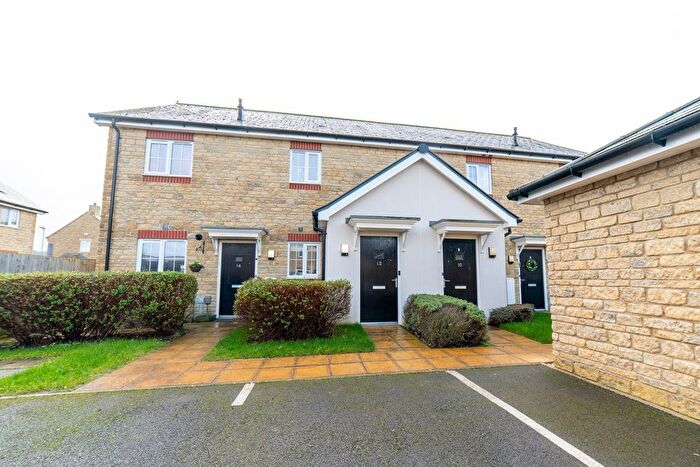 1 Bedroom Flat For Sale In Russet Drive, Bishops Cleeve, Cheltenham, GL52