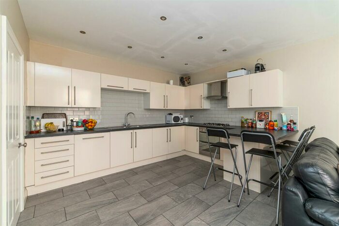 4 Bedroom Terraced House To Rent In Westgate Hill Terrace, City Centre, Newcastle Upon Tyne, NE4