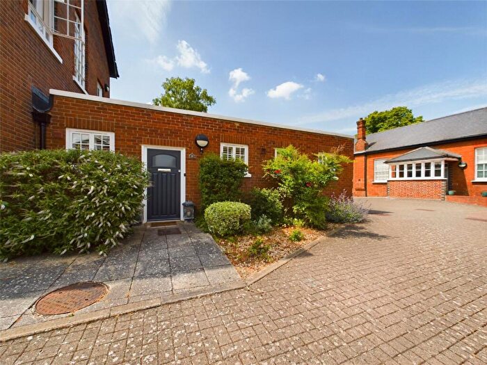 2 Bedroom Apartment For Sale In Hatfield Road, Witham, CM8