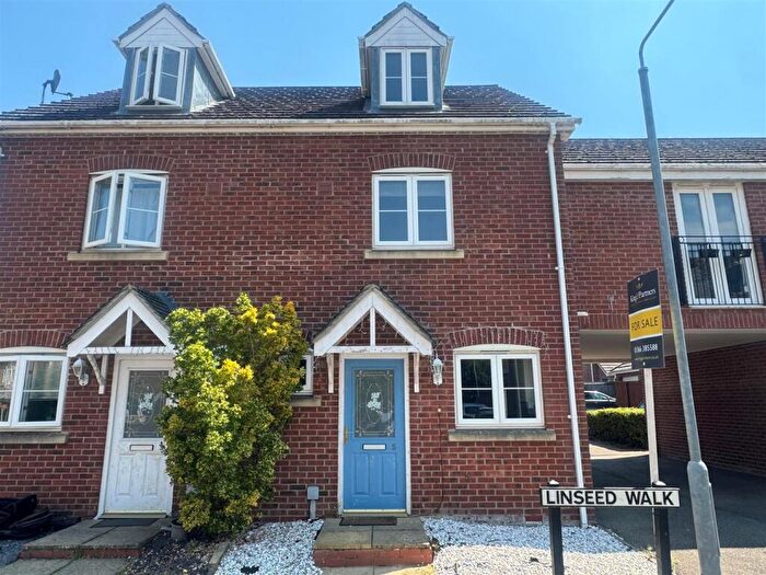 3 Bedroom Town House For Sale In Linseed Walk, Downham Market, PE38