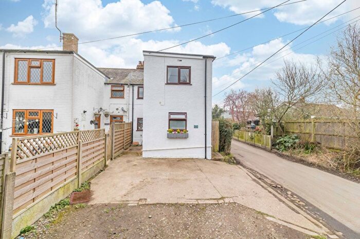 3 Bedroom Semi-Detached House For Sale In Black Cottages, Barnetts Lane, Broad Oak, Canterbury, CT2