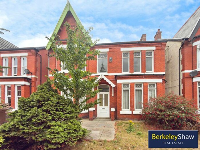 4 Bedroom Detached House For Sale In College Avenue, Crosby, Liverpool, L23