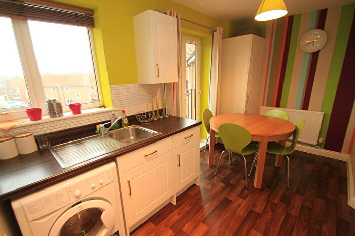 2 Bedroom Apartment To Rent In Newbiggin Place, Leicester, LE4