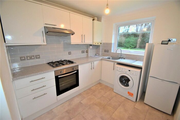 1 Bedroom Flat To Rent In Deepdale Court, A Birdhurst Avenue, South Croydon, CR2