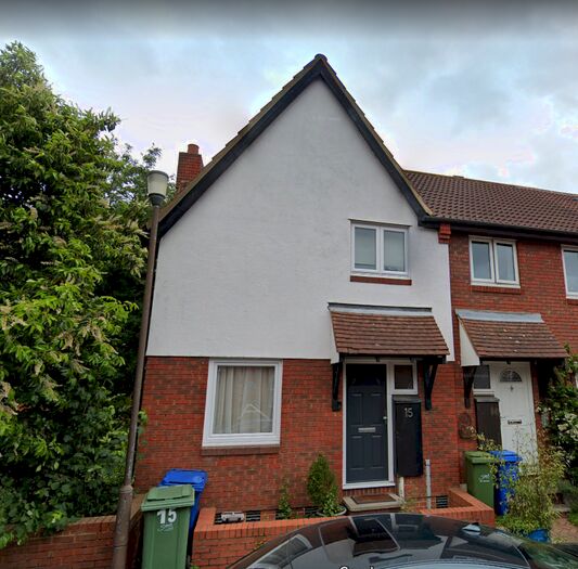 3 Bedroom Terraced House To Rent In Howland Way, London, SE16