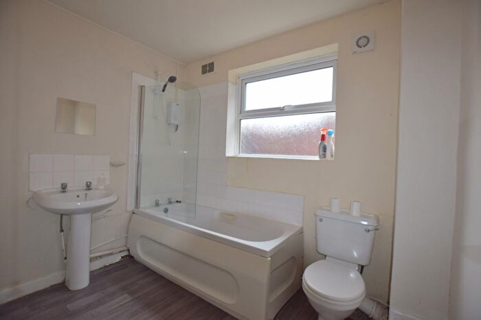 2 Bedroom Flat To Rent In Forsyth Road, Newcastle Upon Tyne, NE2