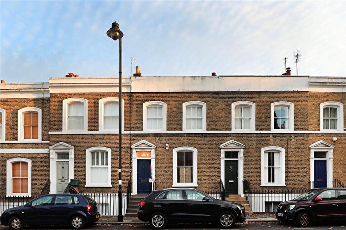 3 Bedroom Terraced House To Rent In Prebend Street, Islington, London, N1