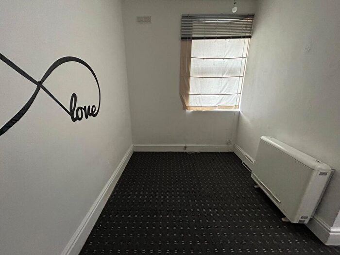 1 Bedroom Flat To Rent In Uttoxeter Road, Derby, DE22