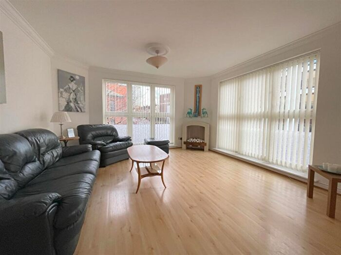 2 Bedroom Apartment To Rent In Symphony Court, Sheepcote Street, B16