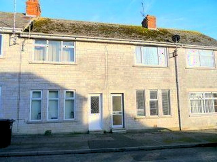 3 Bedroom Terraced House To Rent In Augusta Road, Portland, DT5