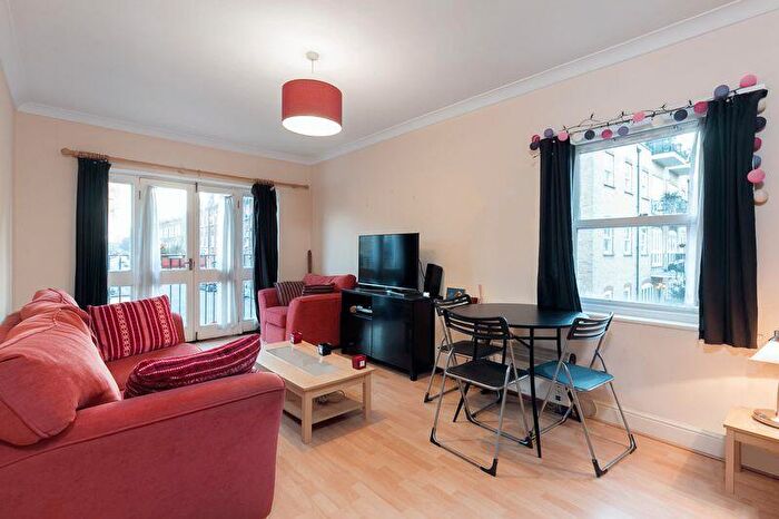 2 Bedroom Flat To Rent In Blenhiem Place, Stepney Way, London, E1