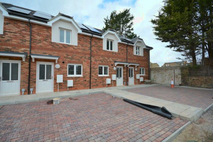 2 Bedroom House To Rent In Jubilee Gardens, Margate, CT9