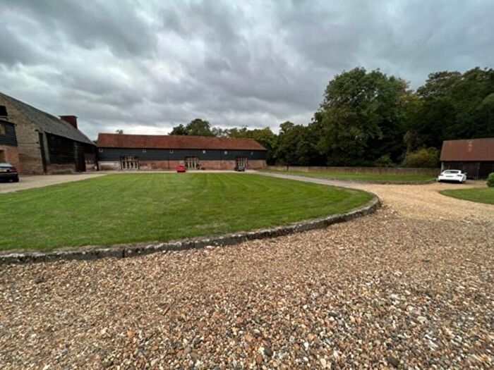 2 Bedroom Barn Conversion To Rent In The Stables, Wadesmill, Ware, SG12