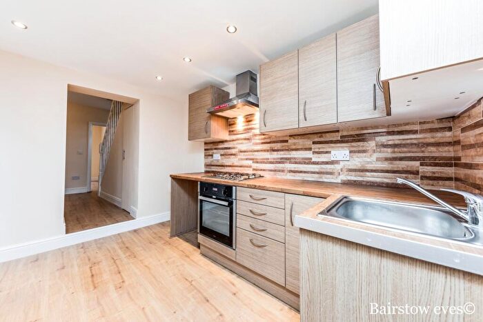3 Bedroom House To Rent In Hythe Close, London, N18