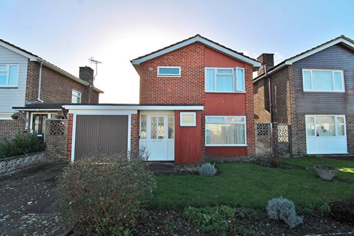 3 Bedroom Detached House For Sale In Deans Gate, Stubbington, Fareham, PO14