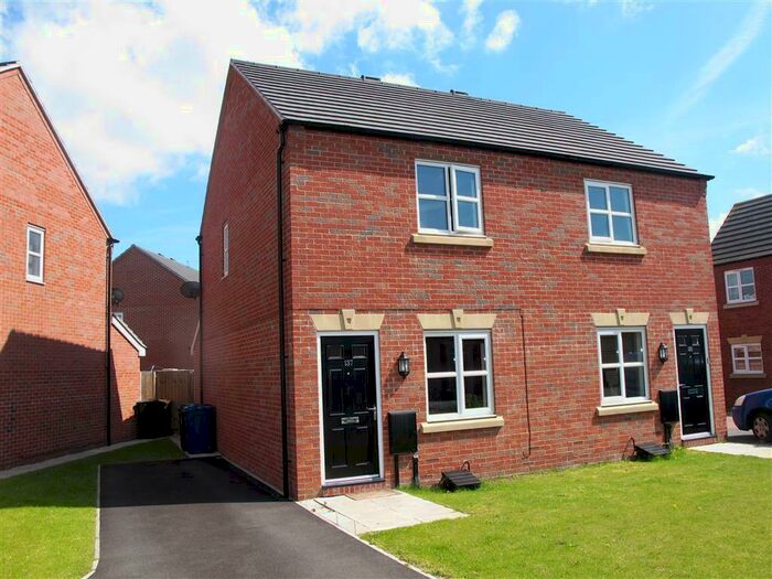 2 Bedroom Semi-Detached House To Rent In Blakeholme Court, Burton-On-Trent, DE14