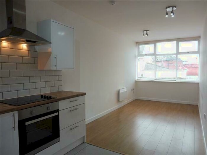 1 Bedroom Flat To Rent In Oxford Street, Kidderminster, DY10