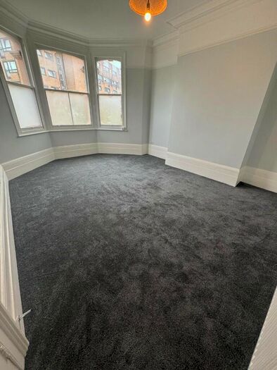 3 Bedroom Flat To Rent In Queens Drive, London, N4