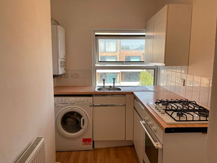 1 Bedroom Flat To Rent In High Road, London, N22