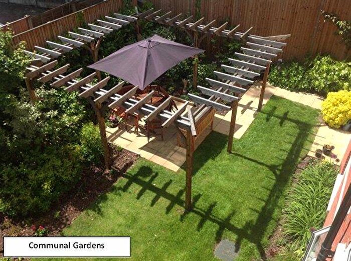 1 Bedroom Apartment For Sale In Vale Road, Stourport-on-Severn, Worcestershire, DY13