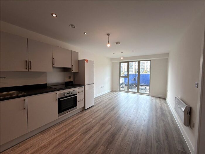 1 Bedroom Flat To Rent In Boulevard Green, Bristol Street, Birmingham, B5