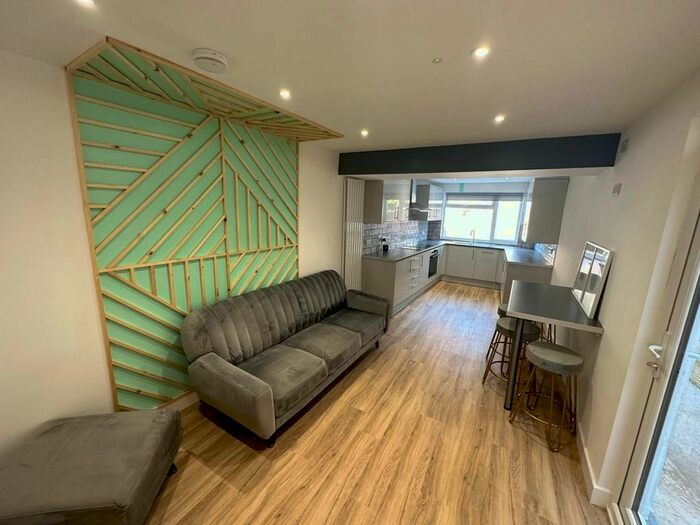 6 Bedroom Terraced House To Rent In Rhyddings Terrace, Brynmill, Swansea, SA2