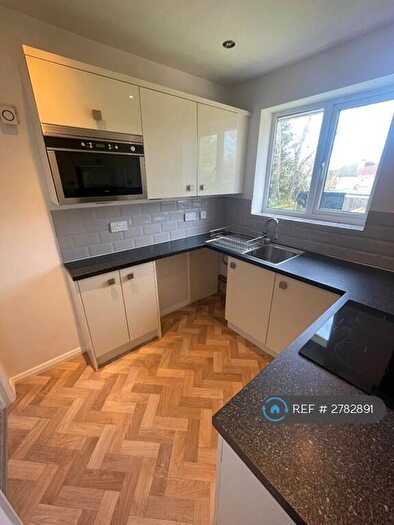 2 Bedroom Maisonette To Rent In Langley Hall Road, Solihull, B92