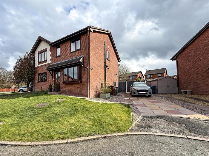 3 Bedroom House For Sale In Dunnock Way, Biddulph, Stoke-On-Trent, ST8