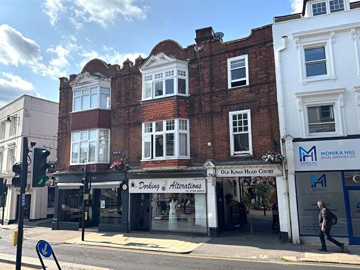3 Bedroom Flat To Rent In High Street, Dorking, RH4